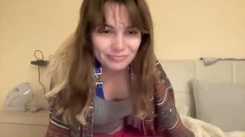 beebeebuzzzzzz online show from 02/17/26, 07:38