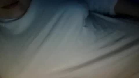 Snapshot of beeinmedeep chatting on 01/16/25, 05:32 beeinmedeep online show from 01/16/25, 05:32