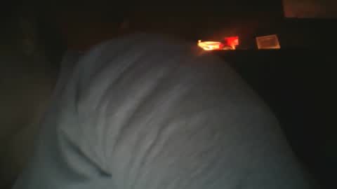 Snapshot of beeinmedeep chatting on 10/23/25, 06:06 beeinmedeep online show from 10/23/25, 06:06