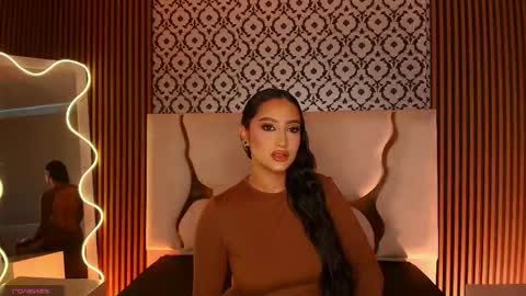 Snapshot of beella_tay1 chatting on 01/13/26, 12:32 BELLA online show from 01/13/26, 12:32