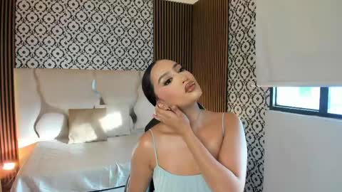 BELLA online show from 05/01/26, 11:37