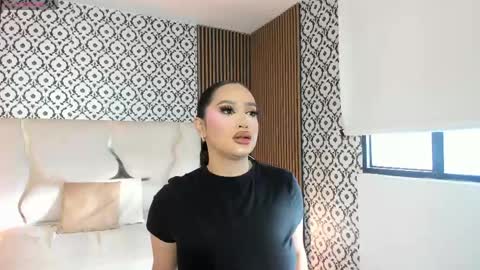 BELLA online show from 05/12/26, 11:40