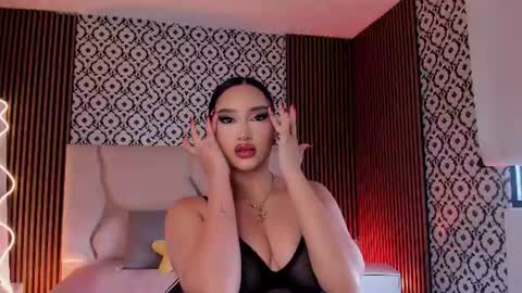 BELLA online show from 06/16/26, 01:03