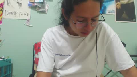 Snapshot of beentage chatting on 01/24/25, 07:08 Alex online show from 01/24/25, 07:08