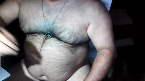 Snapshot of beers19 chatting on 09/17/25, 02:52 beers19 online show from 09/17/25, 02:52