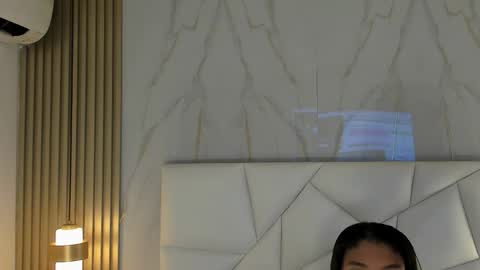 Bela online show from 12/17/25, 05:13