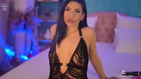 Snapshot of belajonnes chatting on 02/25/26, 07:45 BellaJonnes online show from 02/25/26, 07:45