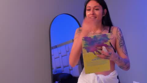 Bella online show from 06/24/26, 04:33