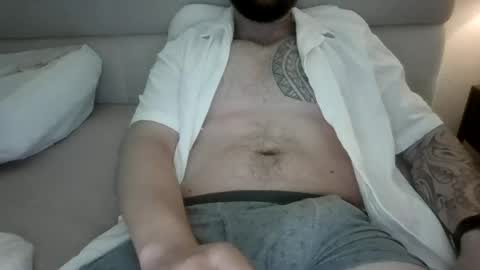 Snapshot of belibou chatting on 06/21/26, 06:49 belibou online show from 06/21/26, 06:49