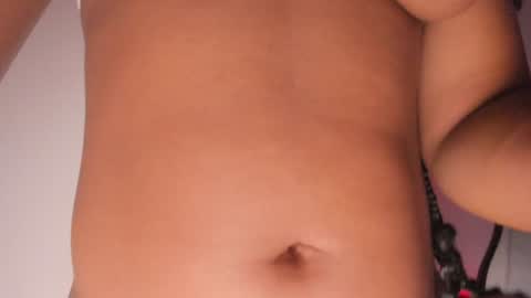 Snapshot of belkis_mills chatting on 12/27/24, 01:32 Belkis online show from 12/27/24, 01:32