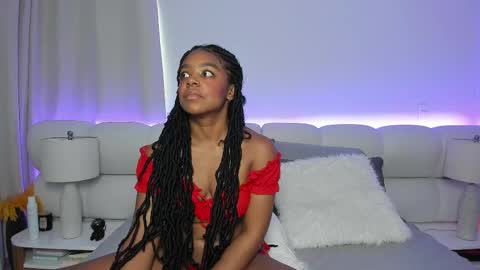 Snapshot of belkis_mills chatting on 02/22/25, 09:37 Belkis online show from 02/22/25, 09:37