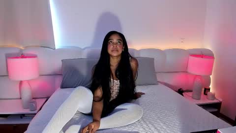 Snapshot of belkis_mills chatting on 10/22/25, 06:07 Belkis online show from 10/22/25, 06:07