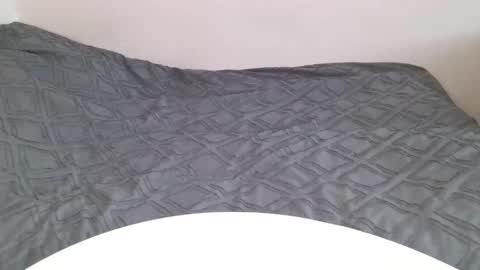 Snapshot of bella5211 chatting on 02/02/26, 10:14 bella5211 online show from 02/02/26, 10:14