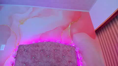 Melanie  online show from 02/20/25, 06:46