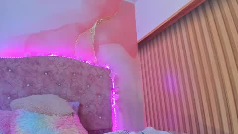 Melanie  online show from 03/08/25, 01:06