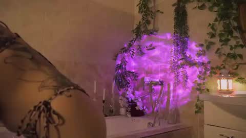 Snapshot of bella_alita chatting on 06/14/26, 08:22 lita online show from 06/14/26, 08:22