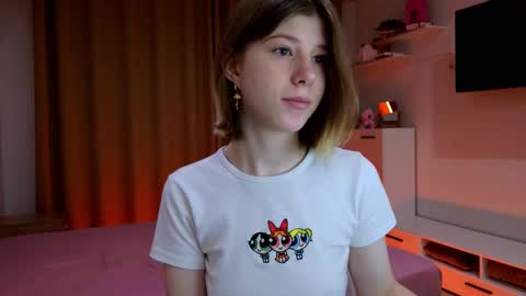 Snapshot of bella_amoury chatting on 01/31/26, 07:11 Bella online show from 01/31/26, 07:11