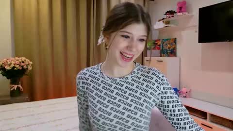 Snapshot of bella_amoury chatting on 03/01/26, 04:20 Bella online show from 03/01/26, 04:20