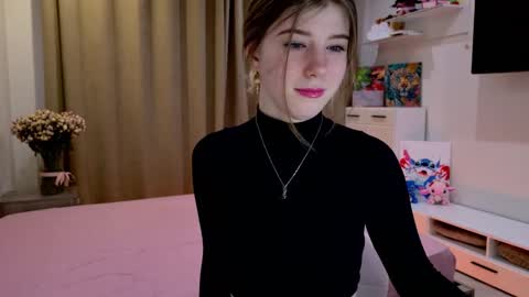 Snapshot of bella_amoury chatting on 03/09/26, 09:08 Bella online show from 03/09/26, 09:08