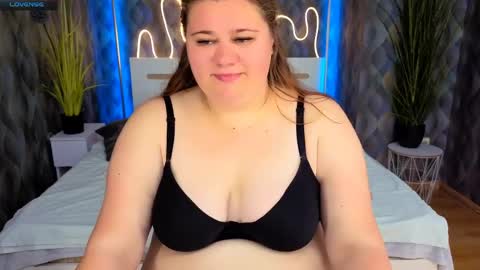 bella_blvack online show from 05/07/26, 06:19