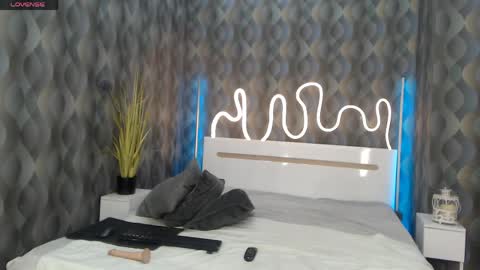 bella_blvack online show from 06/03/26, 02:33
