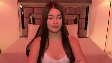 Bella  online show from 12/17/25, 02:06