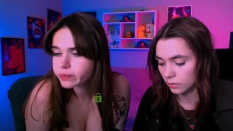 Bella online show from 05/11/26, 10:10
