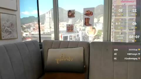 Snapshot of bella_es chatting on 06/23/26, 07:01 Onlyfans isa bella 23 online show from 06/23/26, 07:01