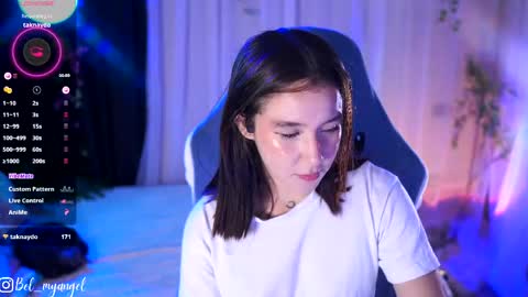 In instagran bel myangel online show from 05/05/26, 05:54