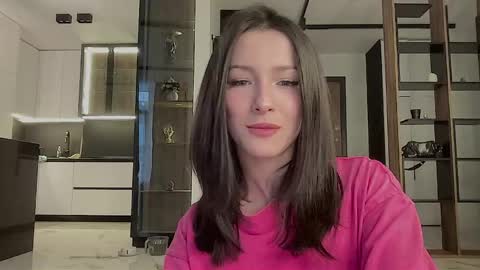 Snapshot of bella_hayes chatting on 05/19/26, 05:47 Bella next stream December 2 at 9pm gmt online show from 05/19/26, 05:47