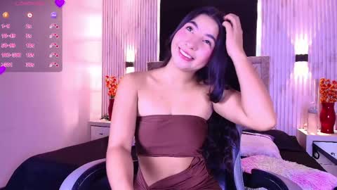 Snapshot of bella_martini_ chatting on 05/28/26, 12:24 bella_martini_ online show from 05/28/26, 12:24