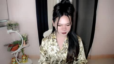 Snapshot of bella_ngo chatting on 07/29/26, 01:37 bella_ngo online show from 07/29/26, 01:37