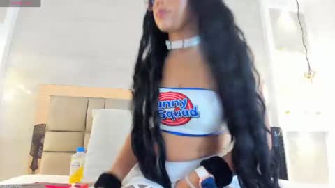  BELLA  online show from 06/12/26, 03:05