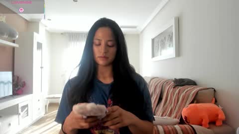 bella_pocahontas3 online show from 11/17/25, 11:27