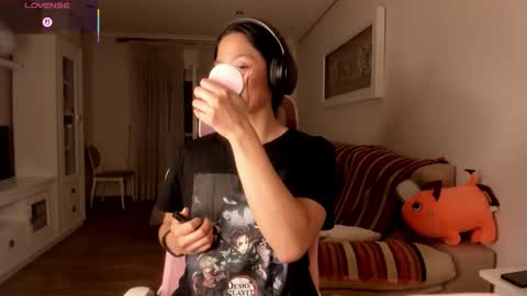 bella_pocahontas3 online show from 12/18/25, 10:05