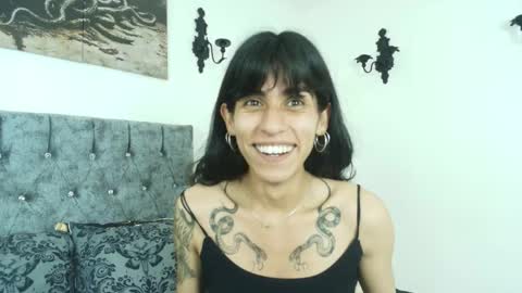 Bella online show from 05/30/26, 02:41