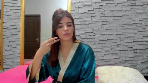 bella_posh online show from 03/02/25, 06:59