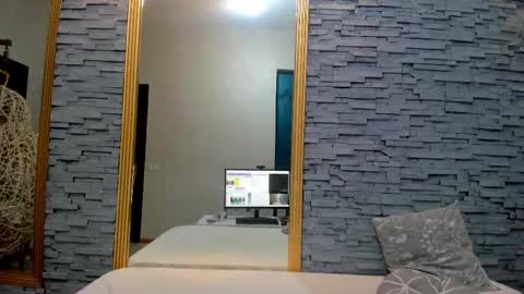 bella_posh online show from 03/06/25, 07:47