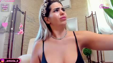 bella_posh online show from 06/14/26, 08:27