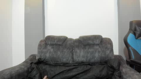 Bella online show from 05/08/26, 08:14