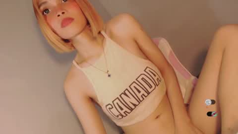 Bella online show from 12/17/24, 02:01