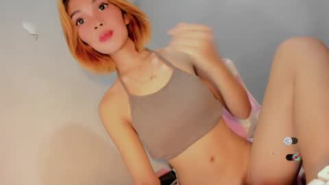 Bella online show from 03/12/25, 08:30