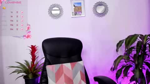 Bella online show from 03/04/25, 06:50