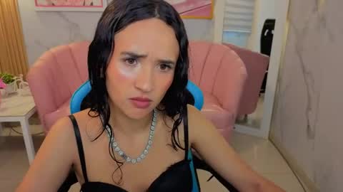 Bella online show from 06/10/26, 02:23