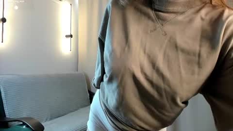 bella_xiss online show from 07/06/26, 03:03
