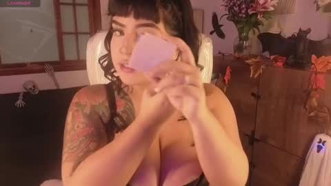 Bella  online show from 10/14/25, 08:09