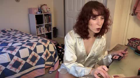 Snapshot of bellababy444 chatting on 11/17/25, 05:41 bellababy444 online show from 11/17/25, 05:41