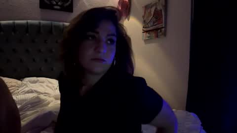Snapshot of bellabeanz chatting on 06/01/26, 01:18 Roxy Rain online show from 06/01/26, 01:18