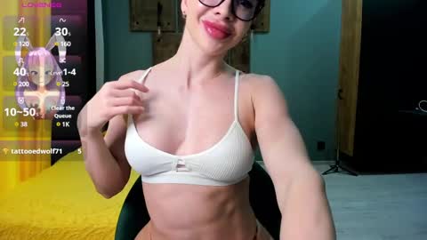 Bella online show from 12/22/24, 06:39