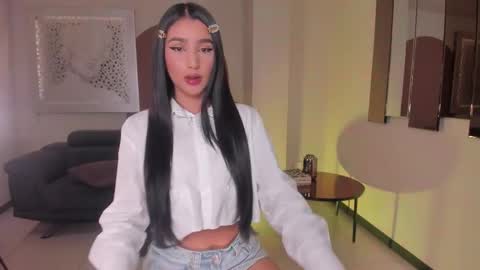  Bella C  online show from 11/10/25, 08:08